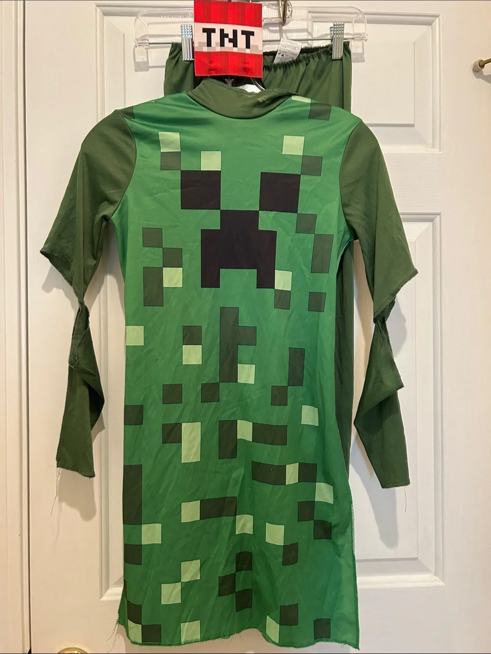 Kids Minecraft costume size 10-12